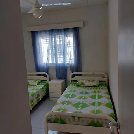 Cyprus Green Bay Beach House Located Behind Thalassa * 普罗塔拉斯