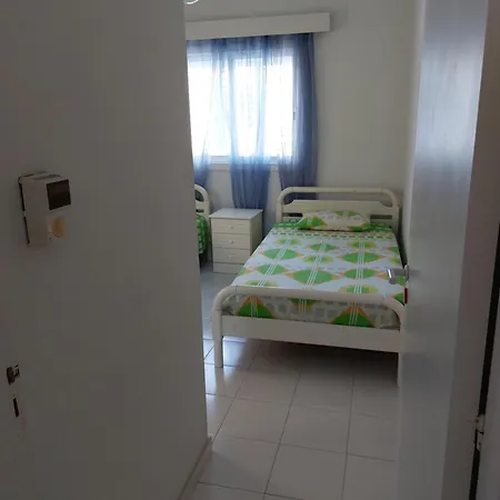 Cyprus Green Bay Beach House Located Behind Thalassa 普罗塔拉斯