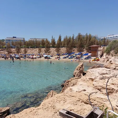 Ferienhaus Cyprus Green Bay Beach House Located Behind Thalassa